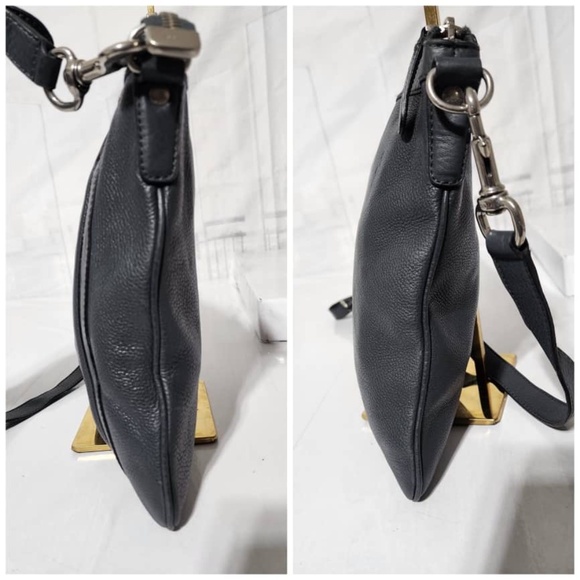 Authentic Gucci Leather Messenger/Crossbody Bag Grey - Picture 7 of 16